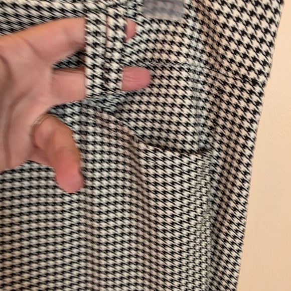 Torrid Black and White Houndstooth Women's Trousers - Picture 3 of 8